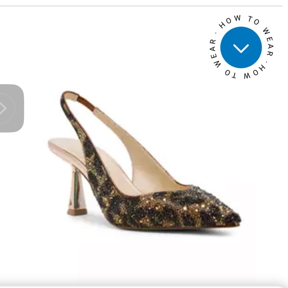 NEW IN BOX! Betsey Johnson Gold and Black Leopard Patterned Heels Size 6.5 M